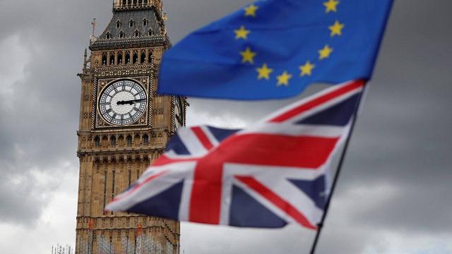 英国脱欧、禁售燃油车提前，这些车企开心不起来