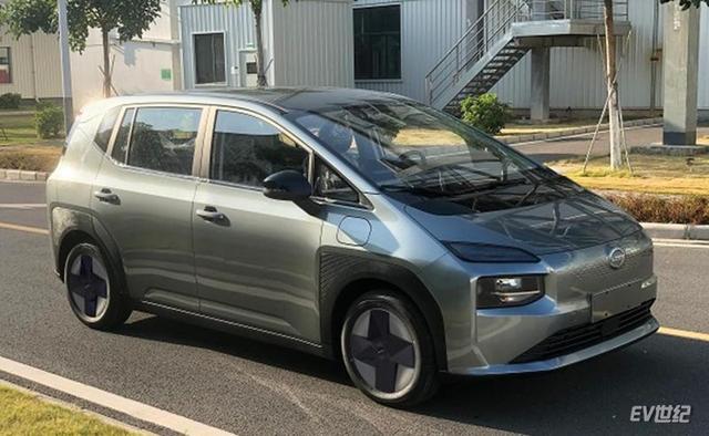 广汽埃安AION Y/Y Pio量产版曝光 延续展车设计理念