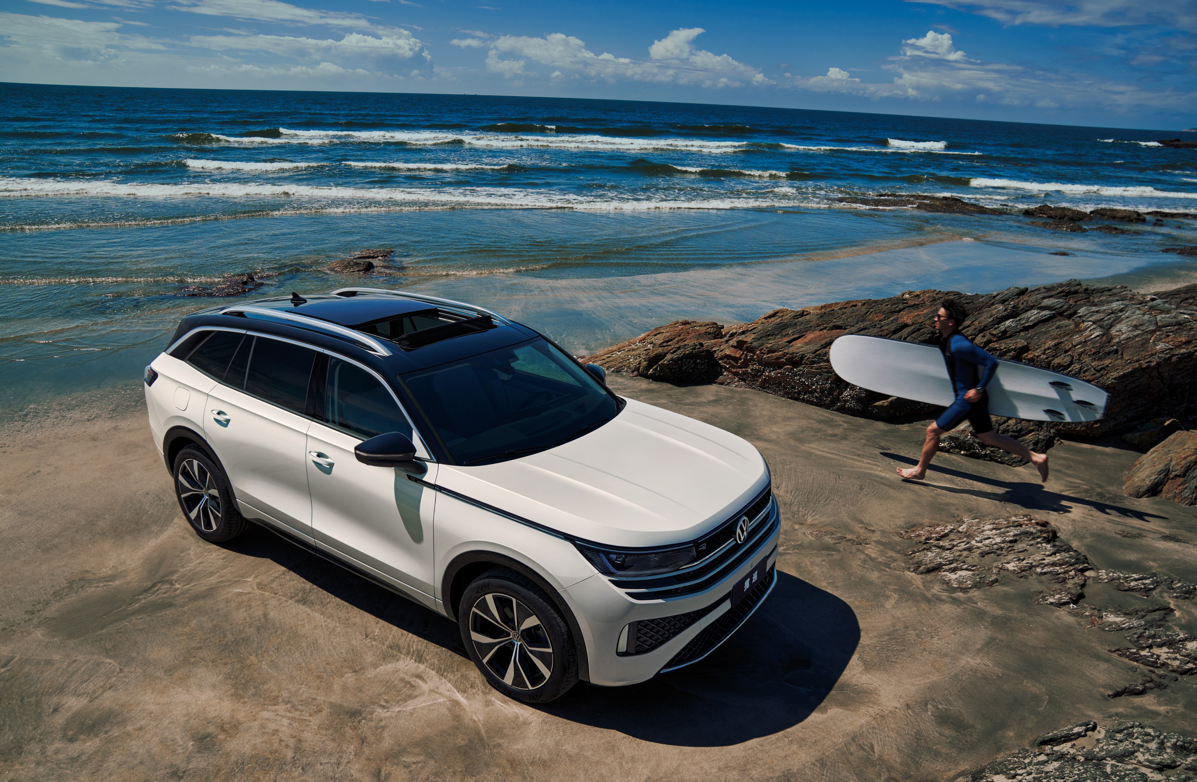 很会玩灯!定名揽巡,一汽-大众全新大五座SUV正式亮相!