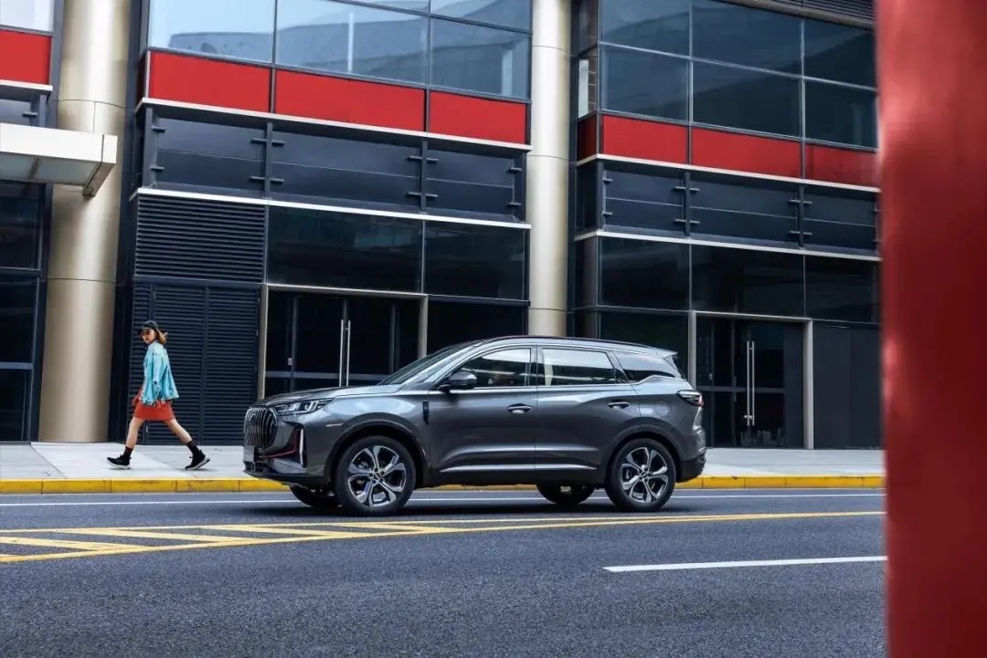 新设计+高配置的瑞虎7PLUS，为什么网友们不买账？