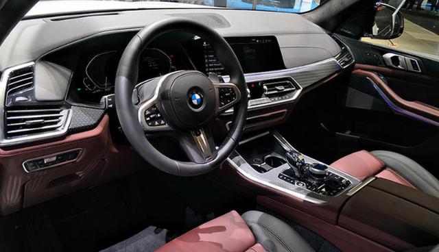 全新宝马X5插混版上市，搭载M运动套件，标配空气悬挂