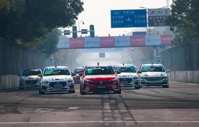 造车之城亦成赛车之都，2019东风风神中国汽摩运动大会圆满落幕