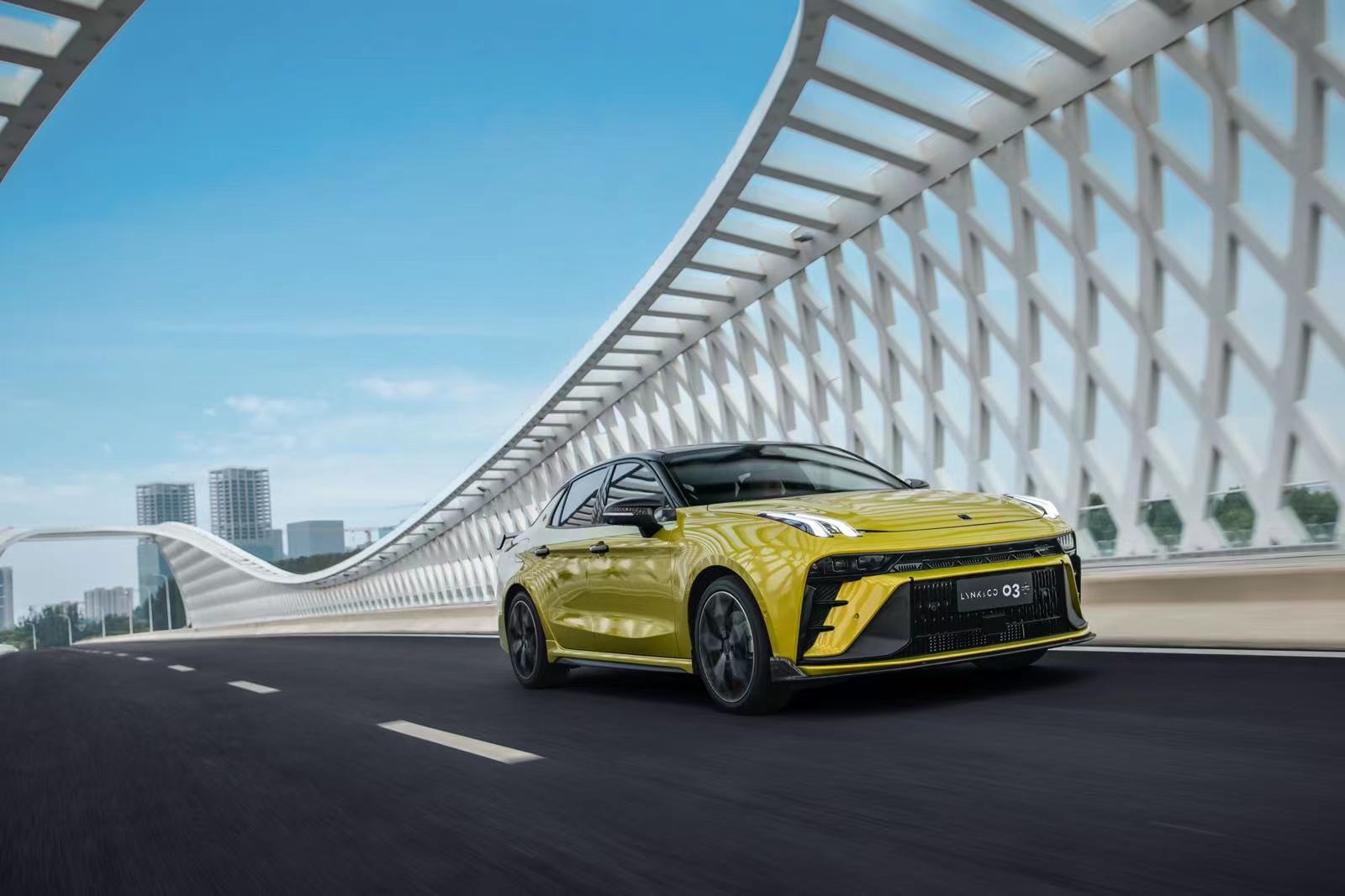 新领克03上市，以越级优势喊话性能车