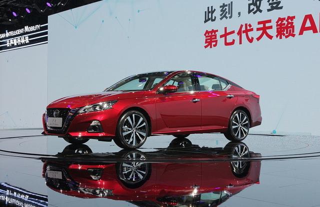 6秒天籁和MQB的帕萨特,广州车展最受关注的国六车,来了解下