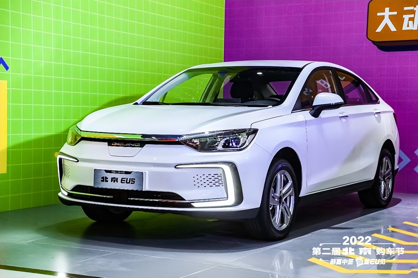 钜惠3重奏+无忧7项礼 2022北京汽车购车节送“京”喜
