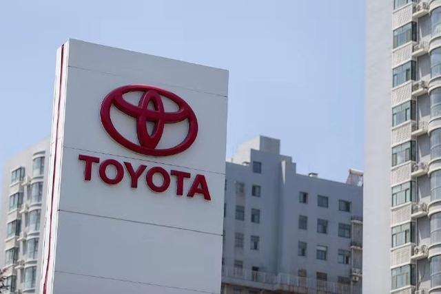 到底是汉兰达不香了,还是威兰达火力太猛了?