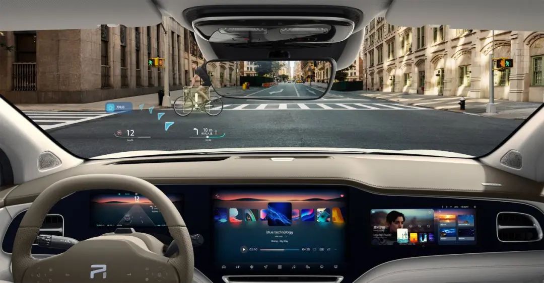 飞凡R7与MARVEL R齐亮相，却被新颖展台设计抢了风头？