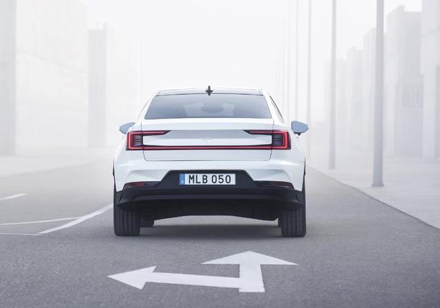 3.99万欧起售的Polestar 2，或许要比Model 3更能满足你