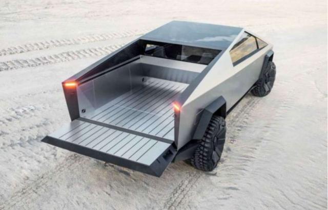 离赛博朋克更进一步,银翼杀手Cybertruck于2022年正式量产