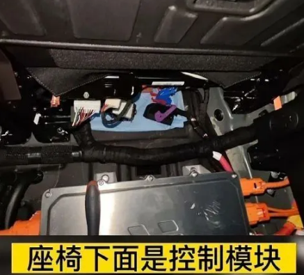 一边挺火一边怕水,开年理想汽车冰火两重天!