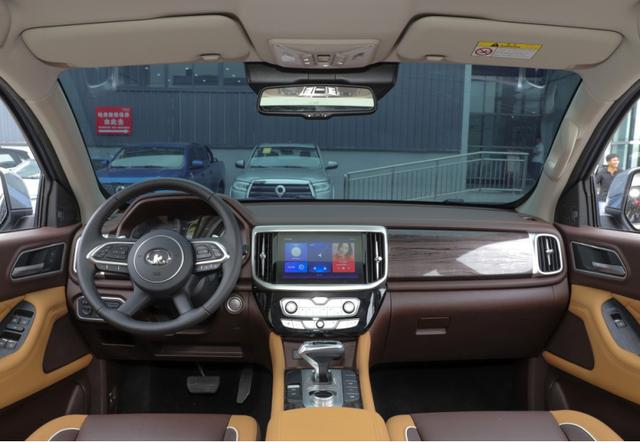 皮卡车持续火爆,上汽大通MAXUS T90与长城炮谁更能代表国产皮卡?