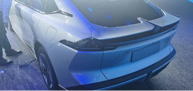长安全新纯电轿车 实车曝光!