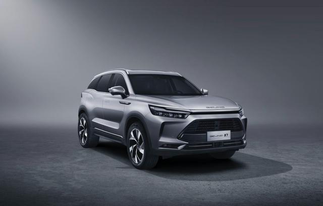 车市谈｜轴距比汉兰达还要长，BEIJING-X7预售价10-15万元