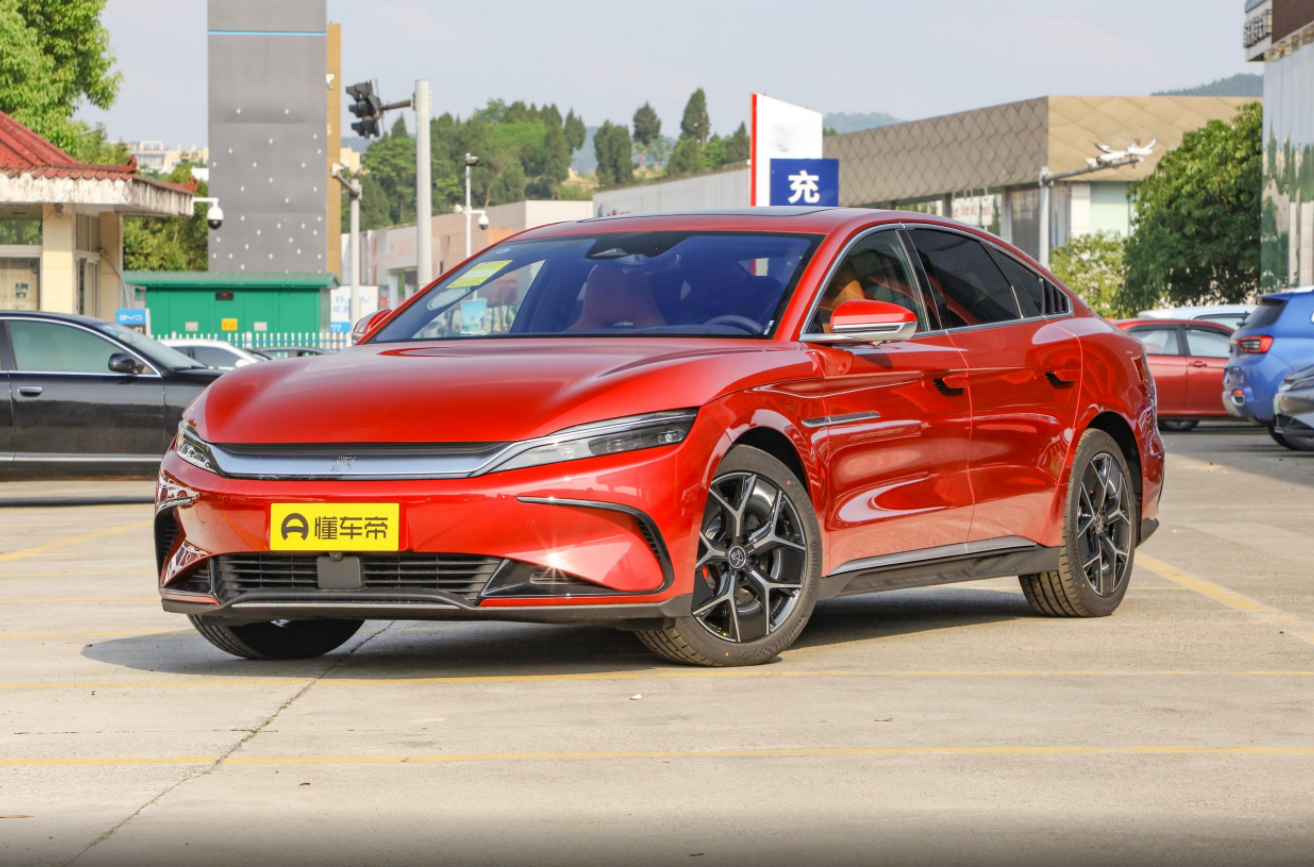 续航都在700km左右，小鹏P7、汉EV、Model 3和阿尔法S谁更值得选？