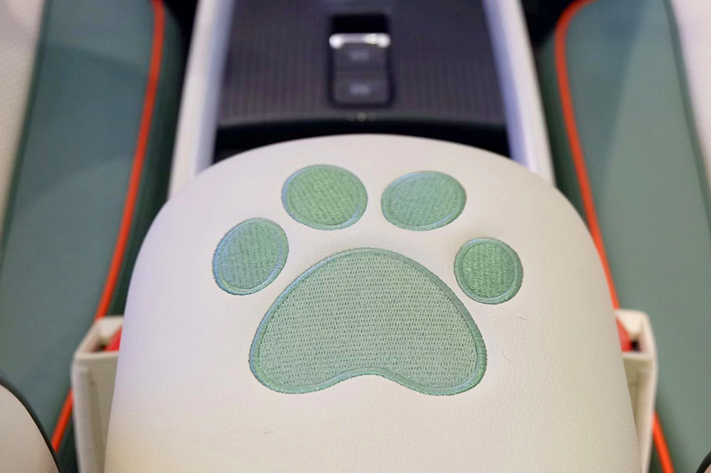 探店欧拉好猫莫兰迪版：宠粉季优惠1.8万？颜控已弃海豚