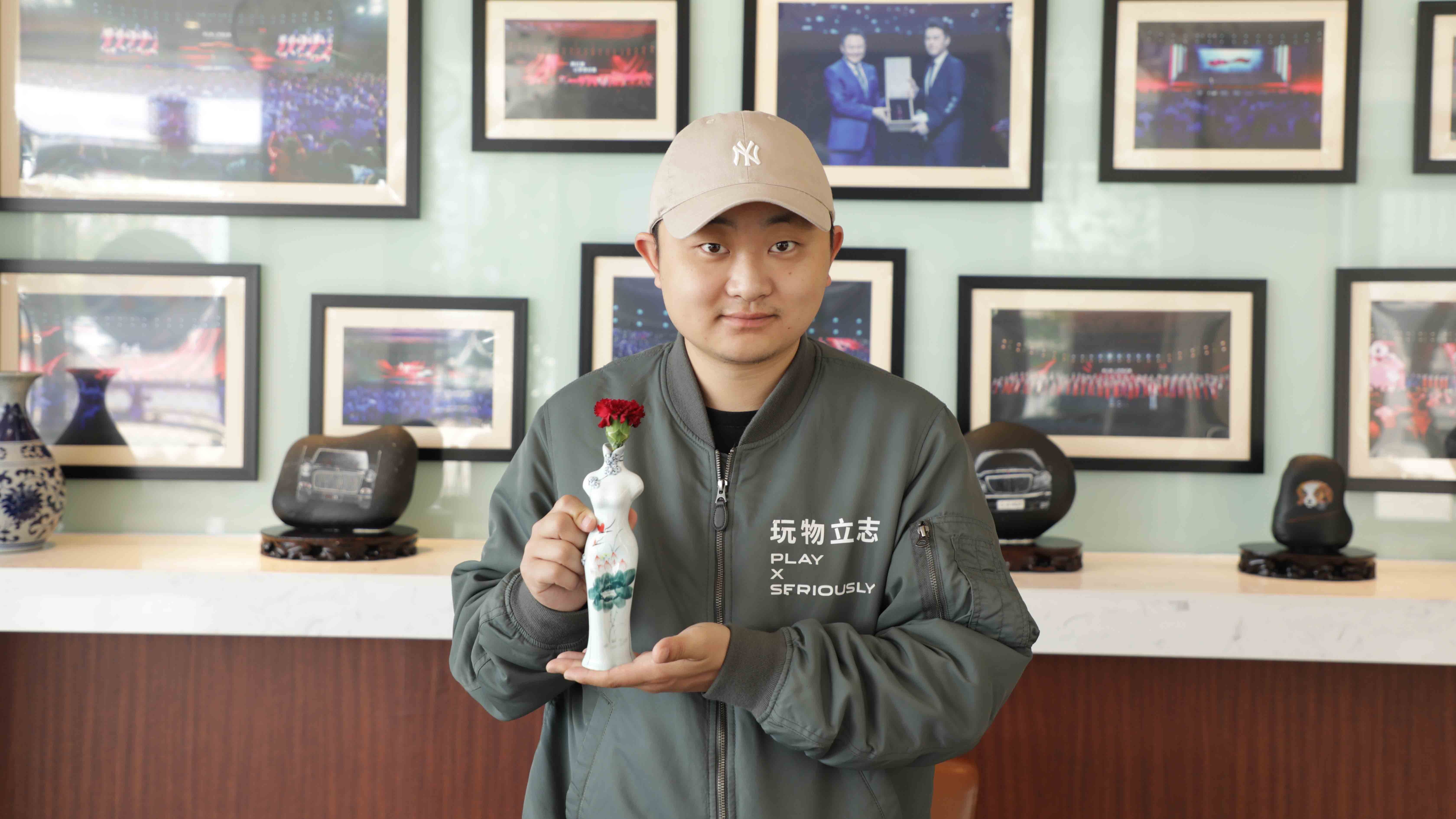 【视频】贾可行——探店国内最早月销过千辆的红旗4S店，为啥H5和HS5在保定卖这么火？