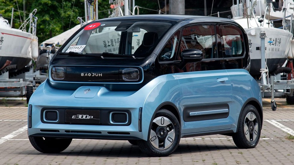 城市代步新利器，新宝骏E300/宏光MINI EV/奔奔E-Star该怎么选？