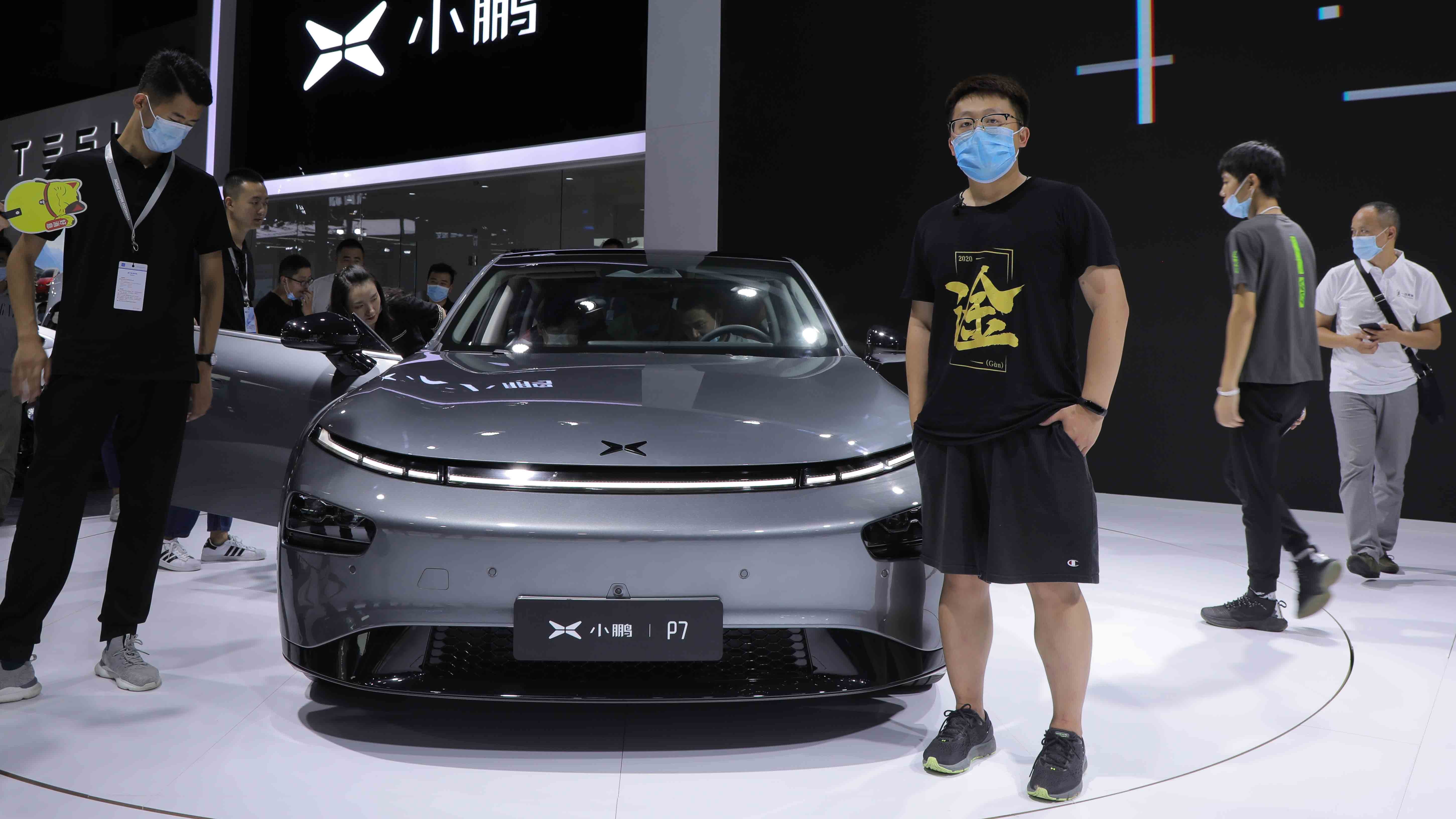 【视频】竞品直指特斯拉Model3，车展实拍小鹏P7