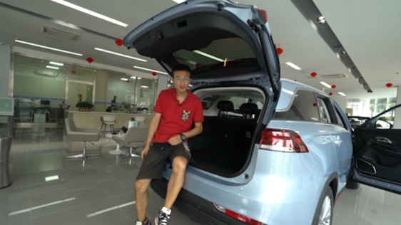 实车全球首评：长安欧尚X7 PLUS究竟怎样？