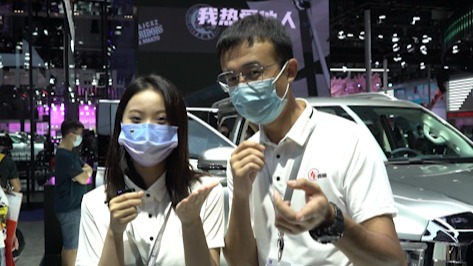 成都车展携手小姐姐一起去探馆：坦克500惊艳到你没？