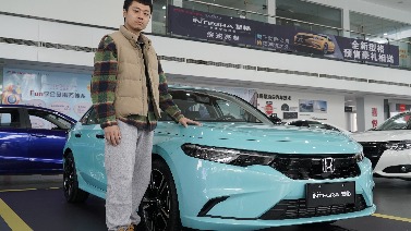 实拍广本型格丨设计更犀利，还有手动挡，思域遭“背刺”！