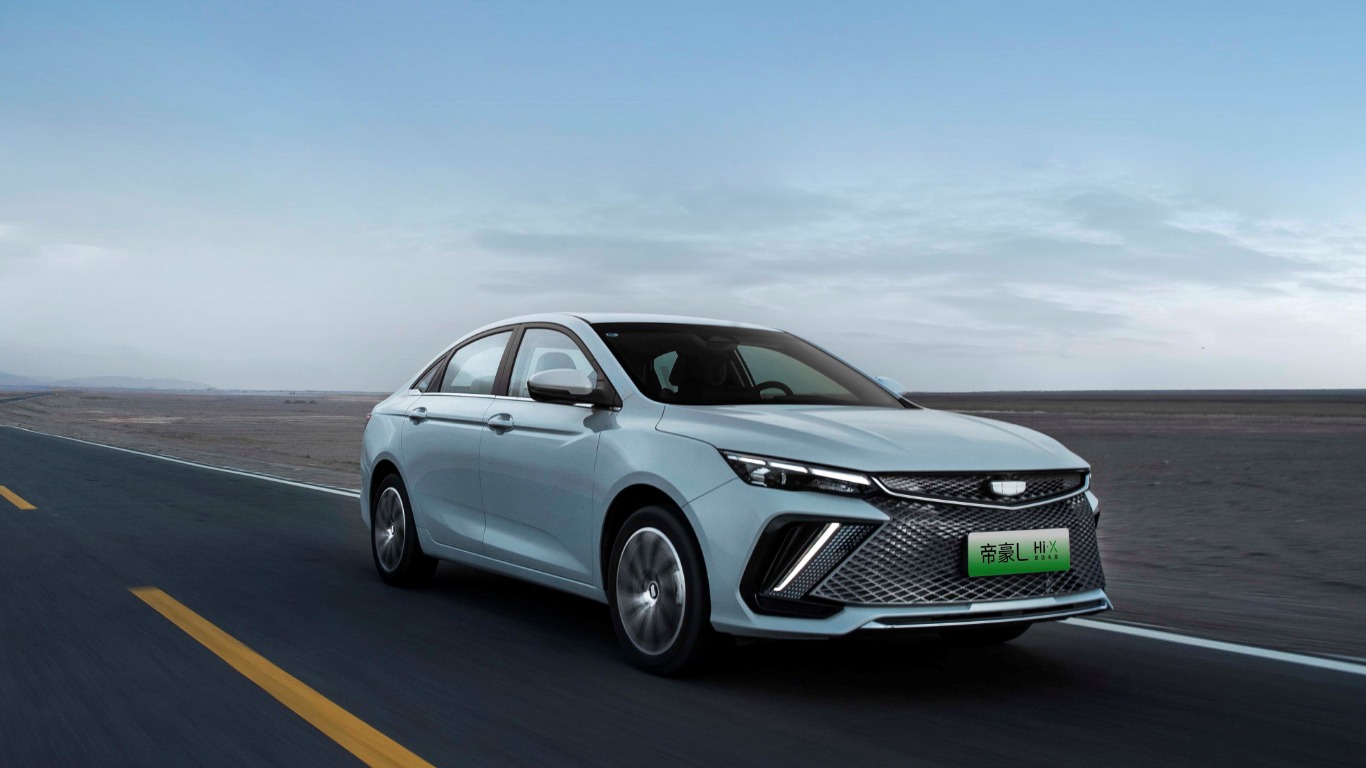3.8L超低油耗、6.9s零百加速、1300km超长续航……吉利帝豪L雷神Hi·X超级电混已开售