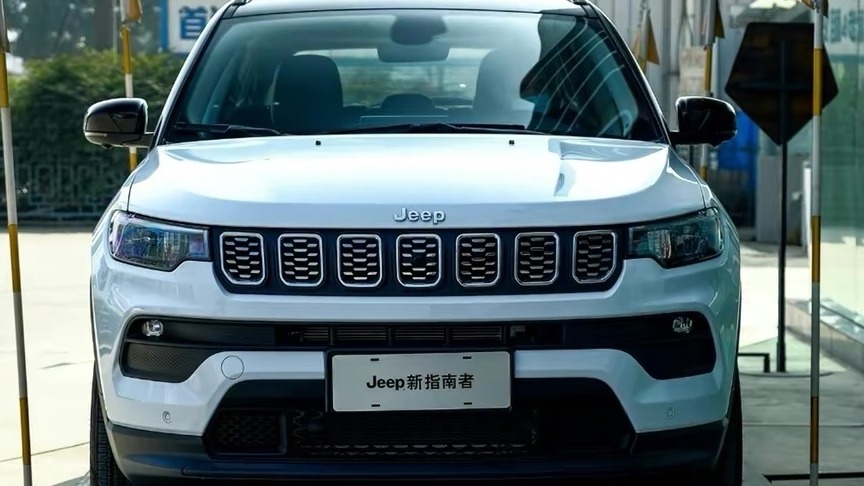 Jeep指南者表现如何?它与RAV4荣放相比谁更值得买?