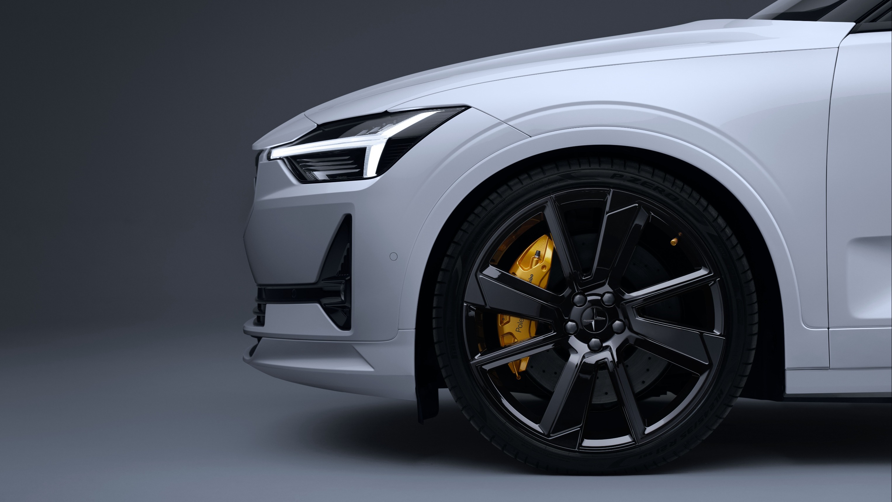 倍耐力P ZERO装配于全新限量版电动跑车Polestar极星2 BST edition 270