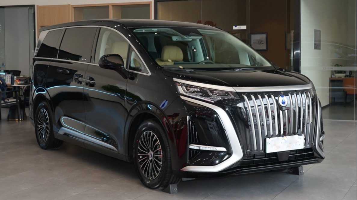 中高端MPV谁更顾家?大家MIFA9对比腾势D9 EV争个高低