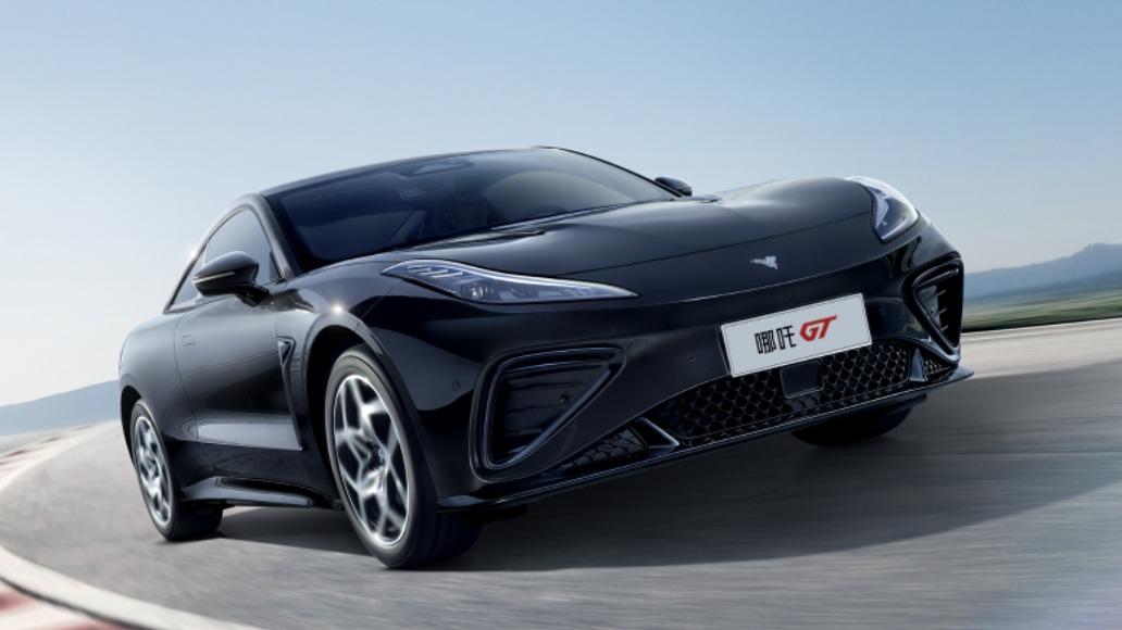 20万预算就能买的GT车型：哪吒GT和昊铂GT，到底该选哪台呢？