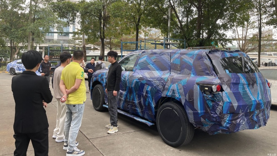 比亚迪又出大SUV，领先M9和L9五年，余承东和李想都该慌了