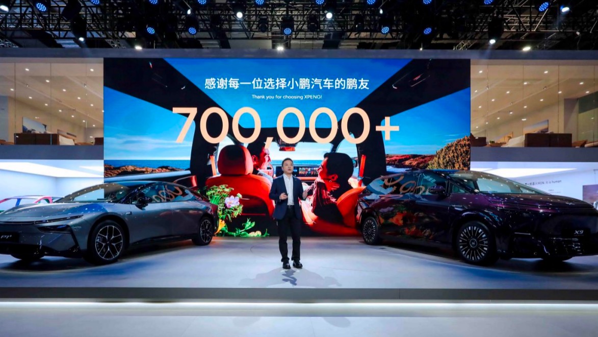 小鹏汽车闪耀2025上海车展：2025款小鹏X9大定超6000台！