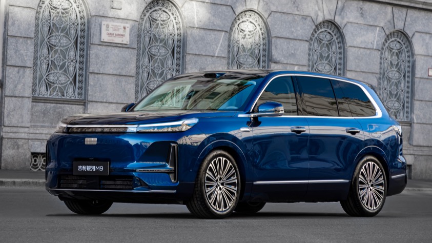 AI科技大六座旗舰SUV，吉利银河M9惊艳亮相米兰