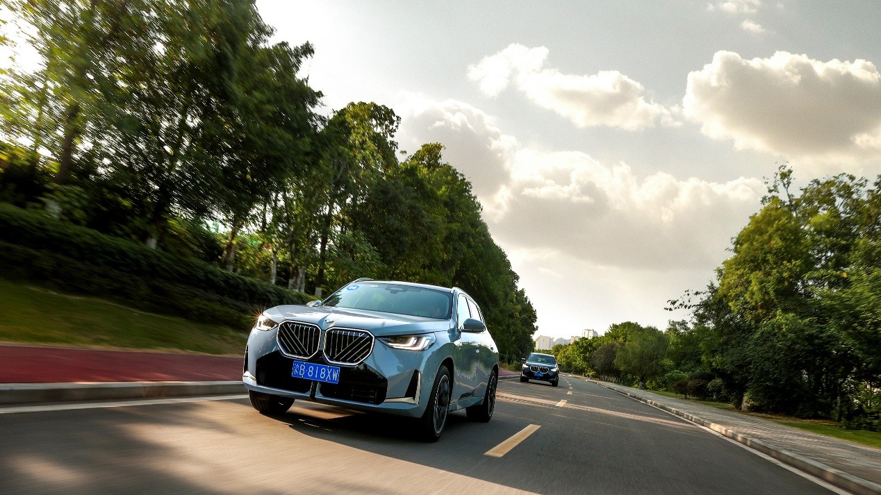 试驾全新BMW X3 长轴距版：驾趣仍是底色，智能舒适再进阶