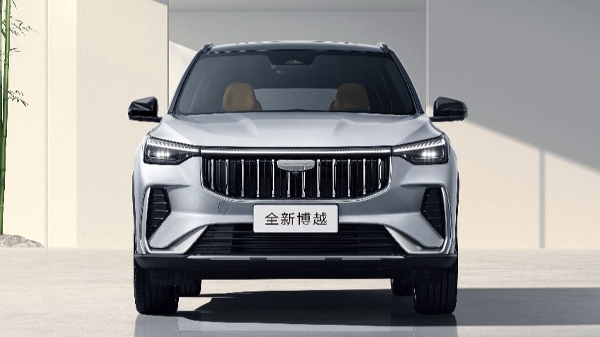家用SUV“颜王”驾到！全新博越造型曝光