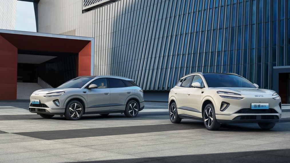 比亚迪海狮06双车上市，13.98万起的中型SUV “全能王”
