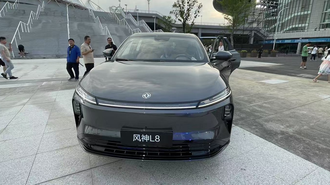 风神L8首发！东风奕派科技战略发布：全尺寸SUV明年上市
