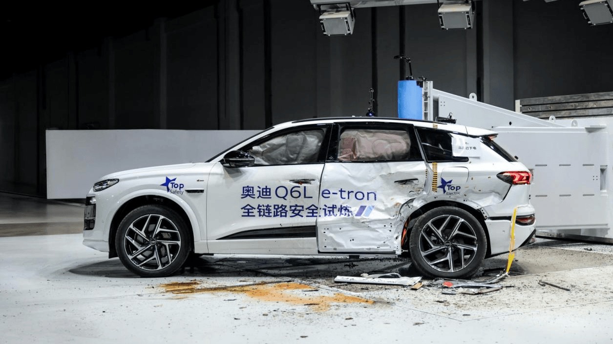 诠释全域安全！奥迪Q6L e-tron“战损”电池过“三关”