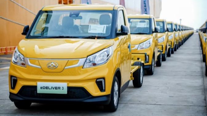 新能源领跑行业，出口屡破纪录！上汽大通以“月销同比十一连增”领跑2025