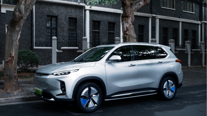 买了以下四款新能源SUV,可以省下一张沪牌的钱呢