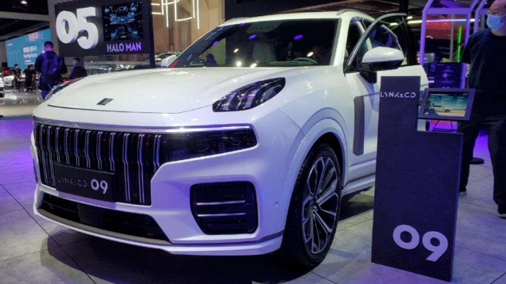 与沃尔沃XC90共享平台,自主SUV的新“大哥”出现了?