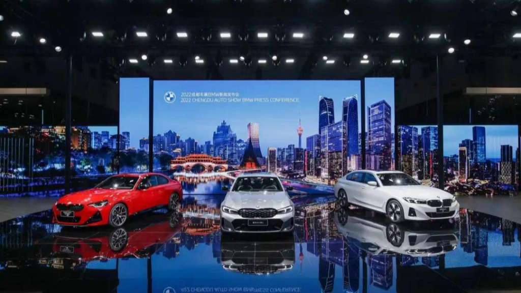 新BMW 3系上市 科技增持的运动经典市场前景如何?