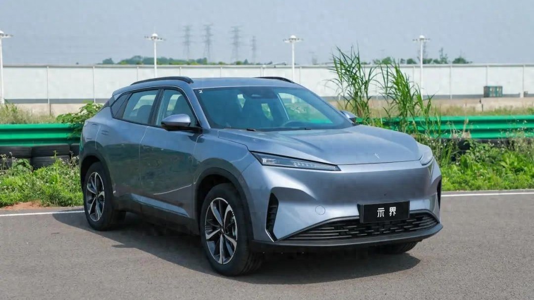 限时优惠价10.88万，示界06能否成为神龙汽车最后的希望？
