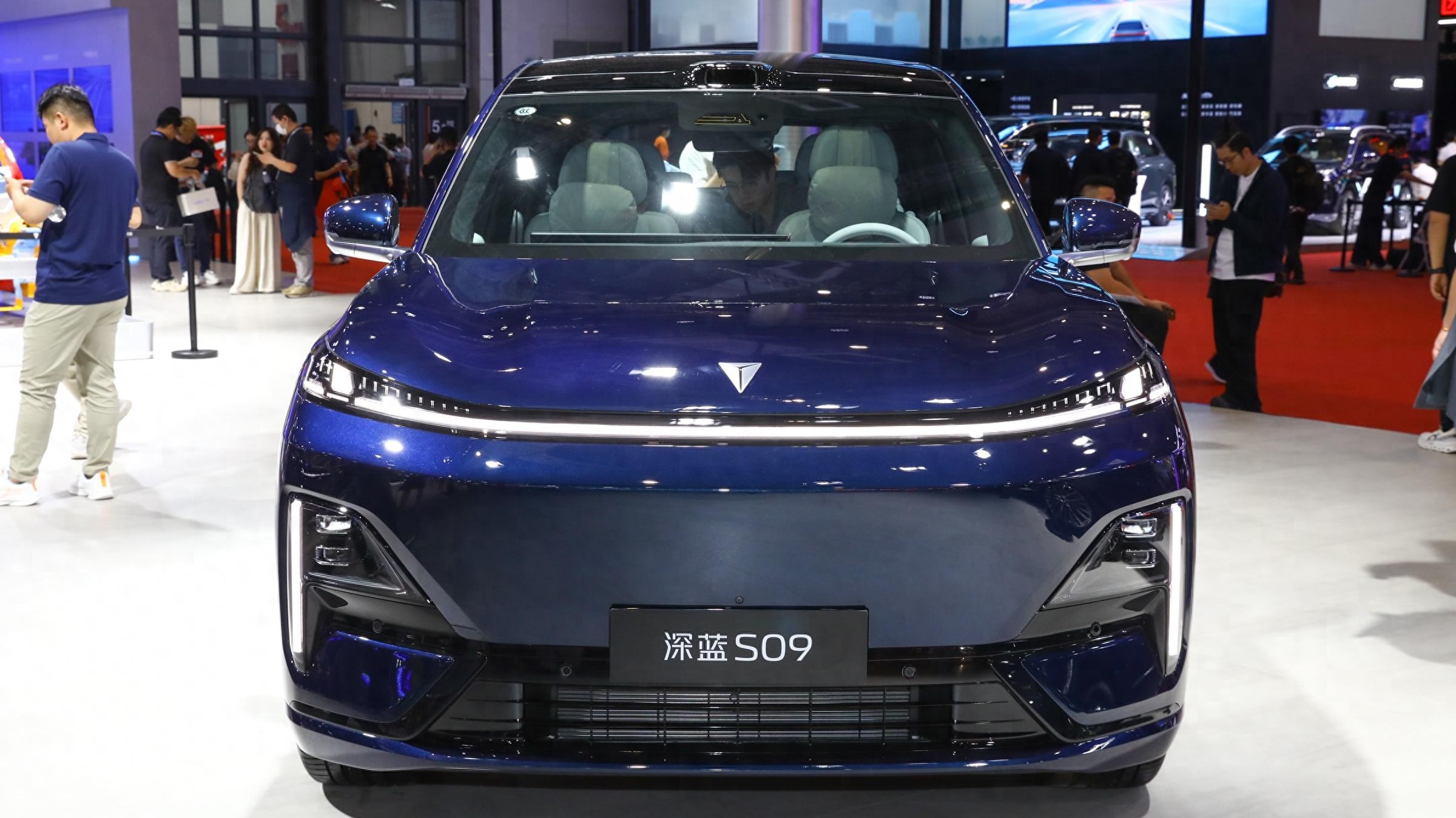靠着“理想脸”和低价策略，深蓝S09能否取得成功？