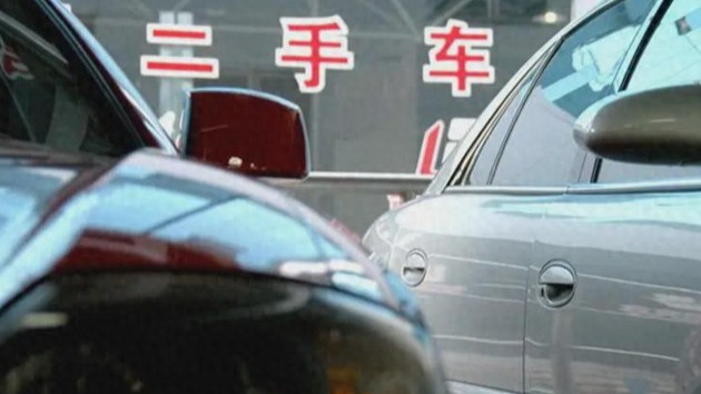 当你们都在讨论极氪0公里二手车时，小米汽车偷偷的笑了